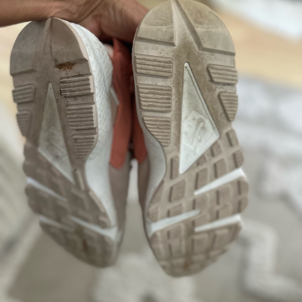 NIKE AIR SIZE 7 worn 2x